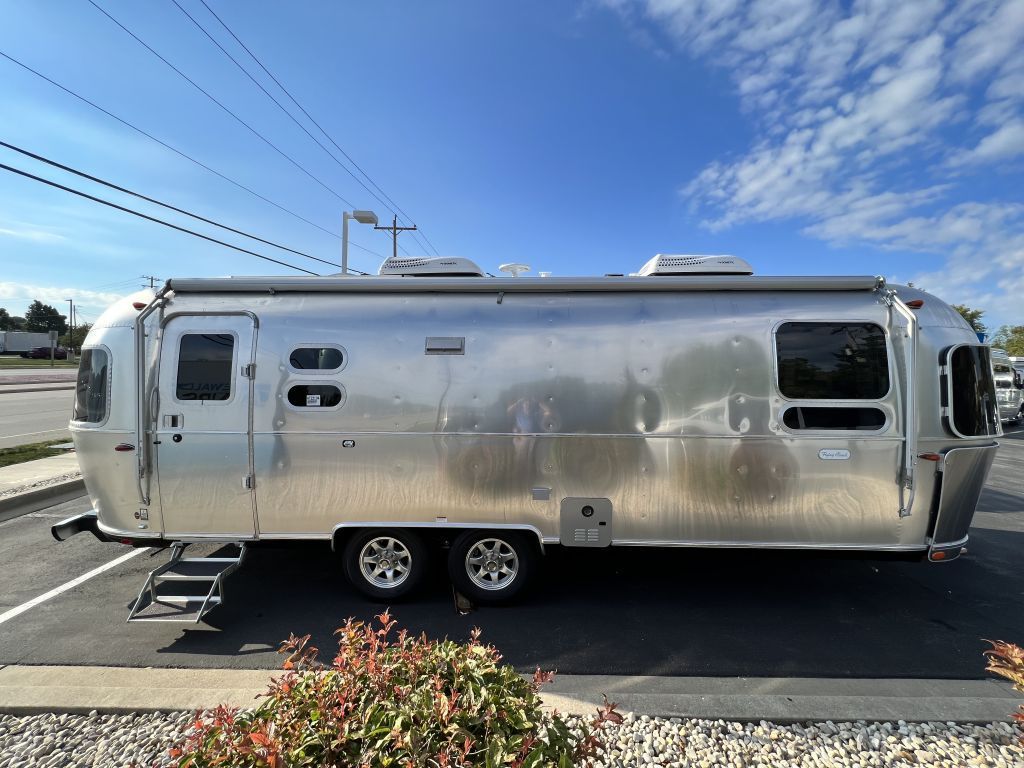 Ewald's Airstream of Wisconsin Rv Image
